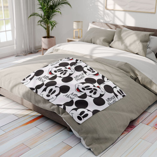 Mickey Mouse Fleece Blanket — Soft Disney Character Throw