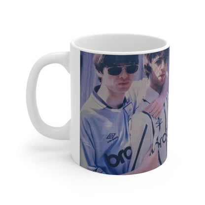 Oasis 5-1 Indie Britpop Band Photo Ceramic Mug — Vintage Oasis Brothers Design (11oz/15oz)
