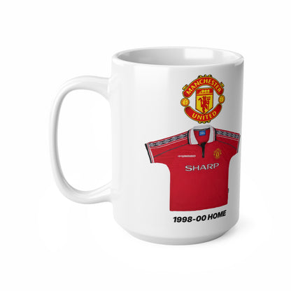 Manchester United Retro 1998-00 Home Jersey Mug — Ceramic Coffee Cup (11oz & 15oz)