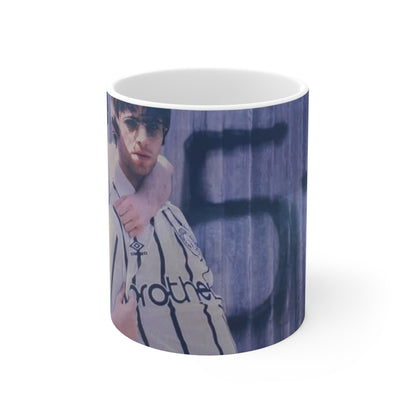 Oasis 5-1 Indie Britpop Band Photo Ceramic Mug — Vintage Oasis Brothers Design (11oz/15oz)