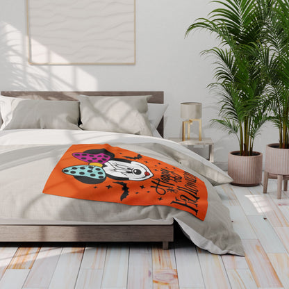 Halloween Minnie Mouse Fleece Blanket – "Happy Halloween" Orange Cozy Throw