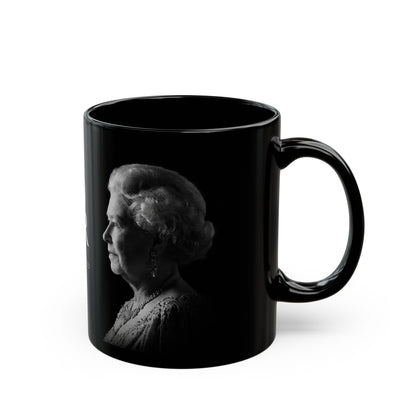 Queen Elizabeth II Memorial Black Mug – E II R Tribute Design (1926–2022)