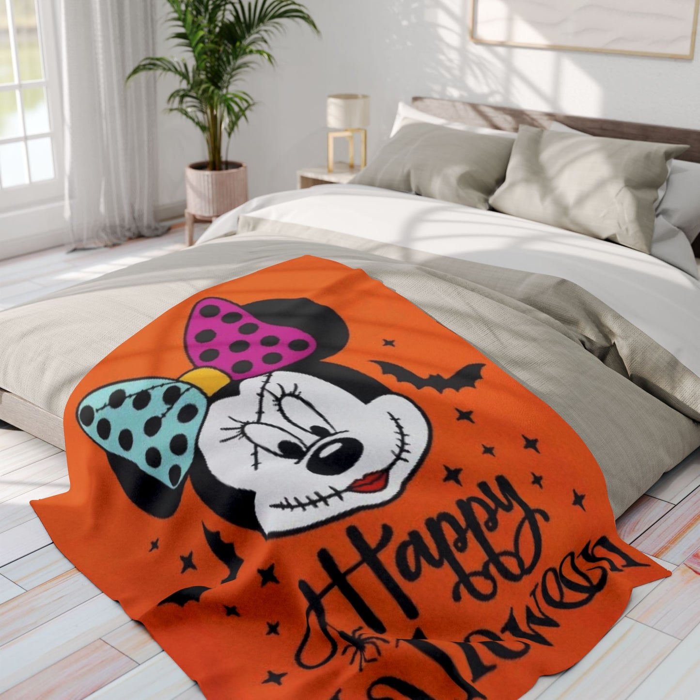 Halloween Minnie Mouse Fleece Blanket – "Happy Halloween" Orange Cozy Throw