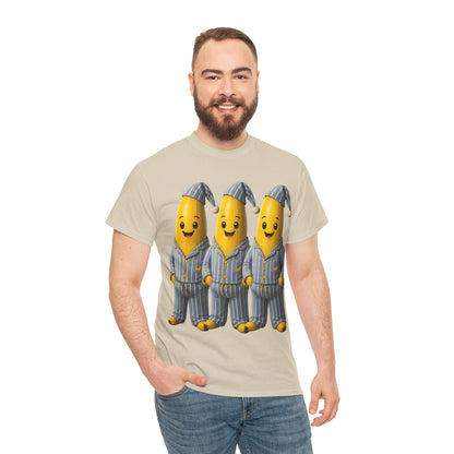 Bananas in Pyjamas – Three Smiling Bananas in Striped Pajamas Graphic T-Shirt