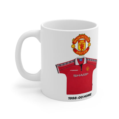 Manchester United Retro 1998-00 Home Jersey Mug — Ceramic Coffee Cup (11oz & 15oz)