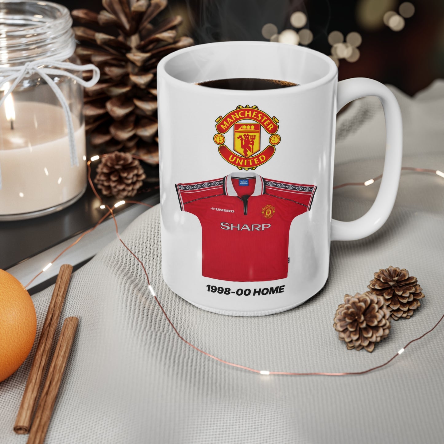 Manchester United Retro 1998-00 Home Jersey Mug — Ceramic Coffee Cup (11oz & 15oz)