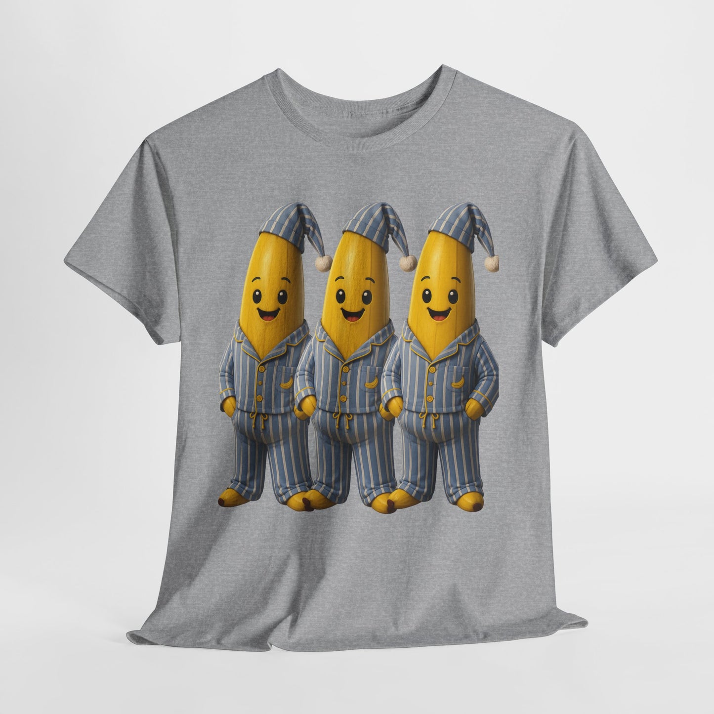 Bananas in Pyjamas – Three Smiling Bananas in Striped Pajamas Graphic T-Shirt